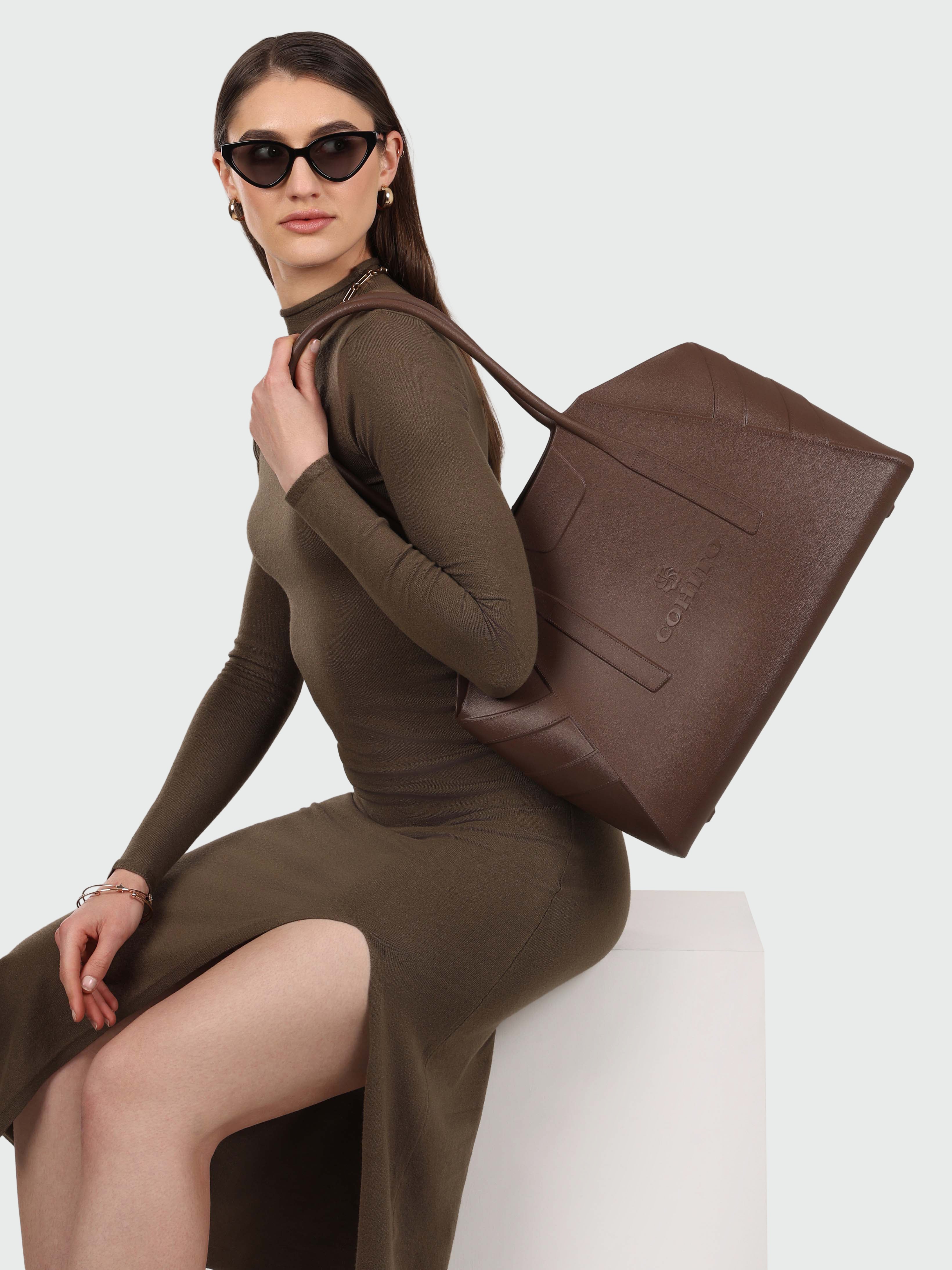 CITY TOTE TIRAMISU SHOULDER BAG