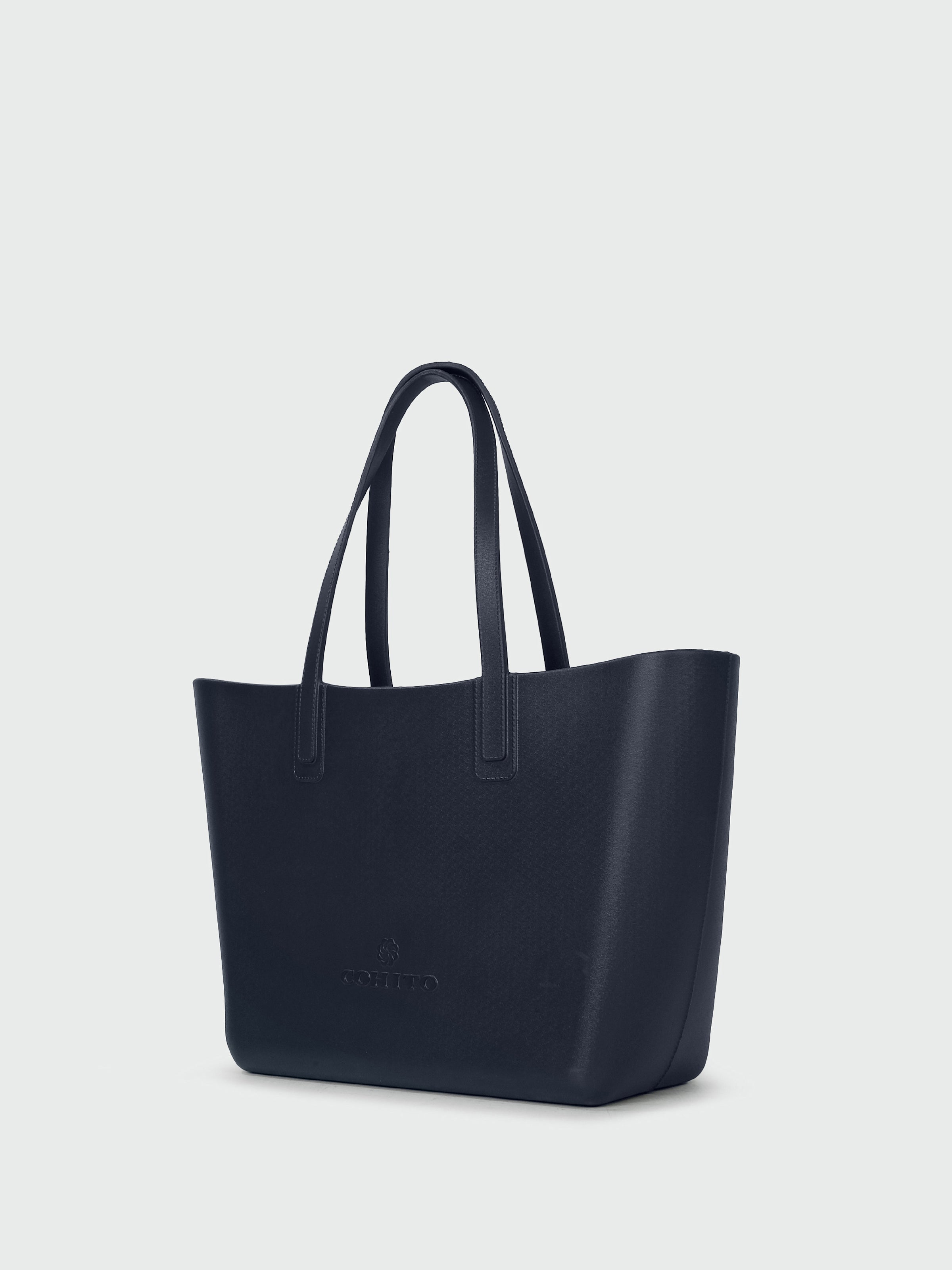 ON THE GO NAVY SHOULDER BAG